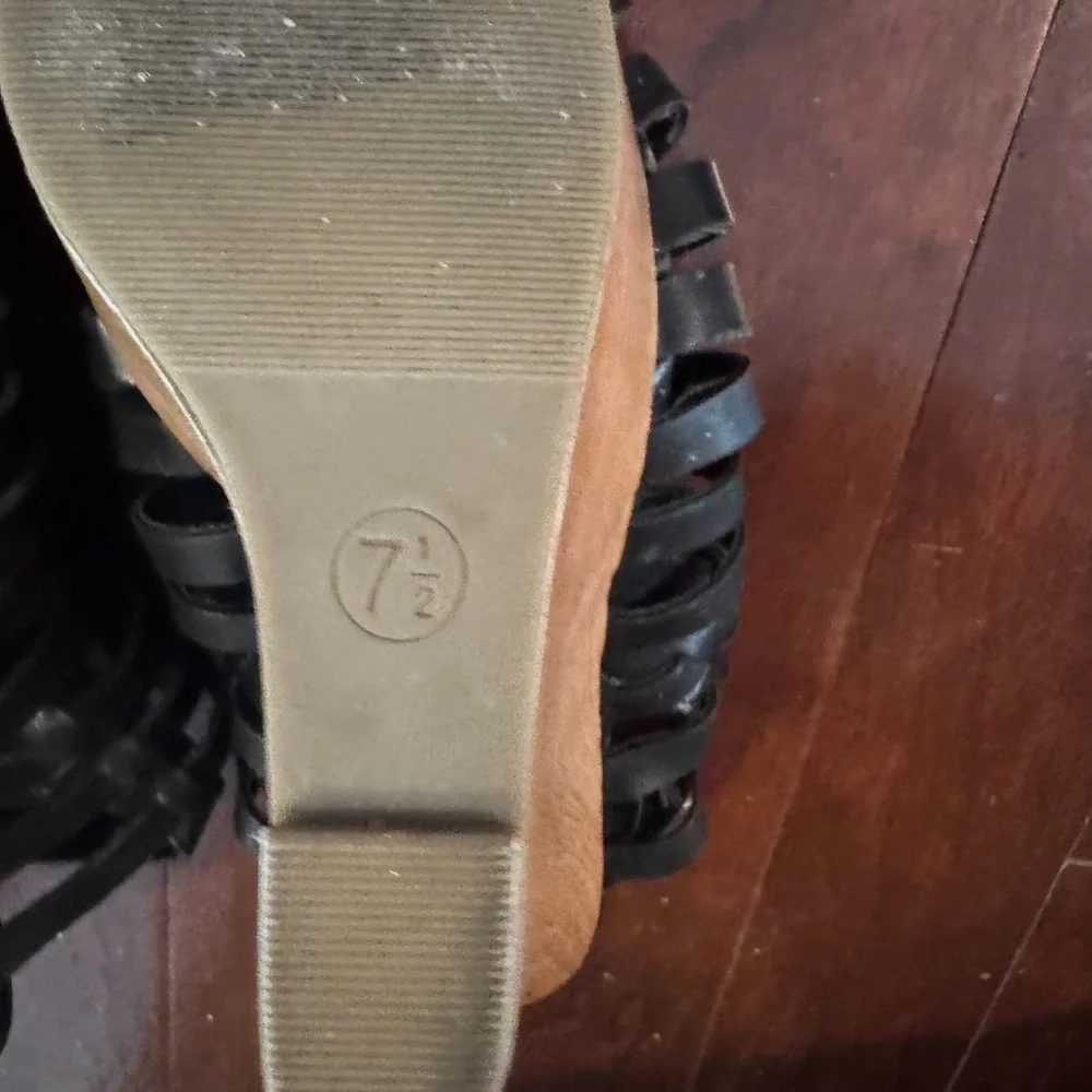 Mossimo Supply Co Black Strappy Woven Gladiator Platform Wedge Heels Women's 7.5